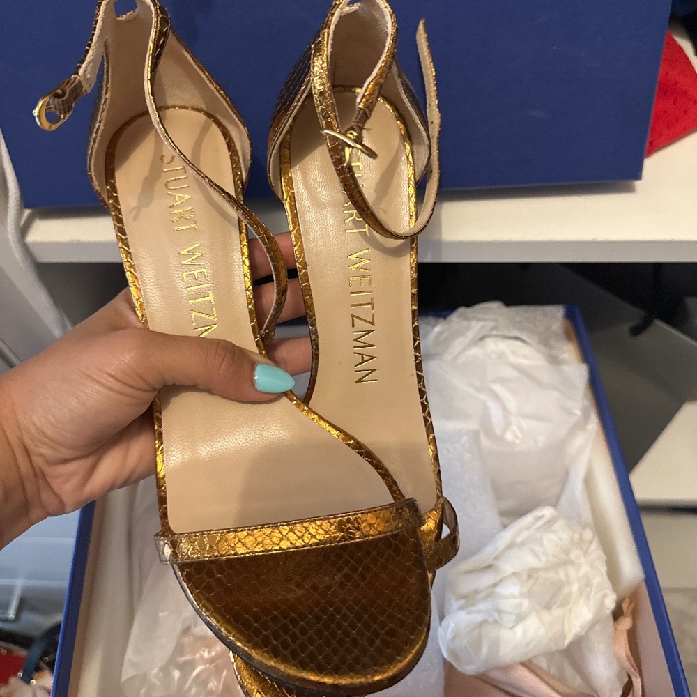 Stuart Weitzman Heels Size 6 - image 1